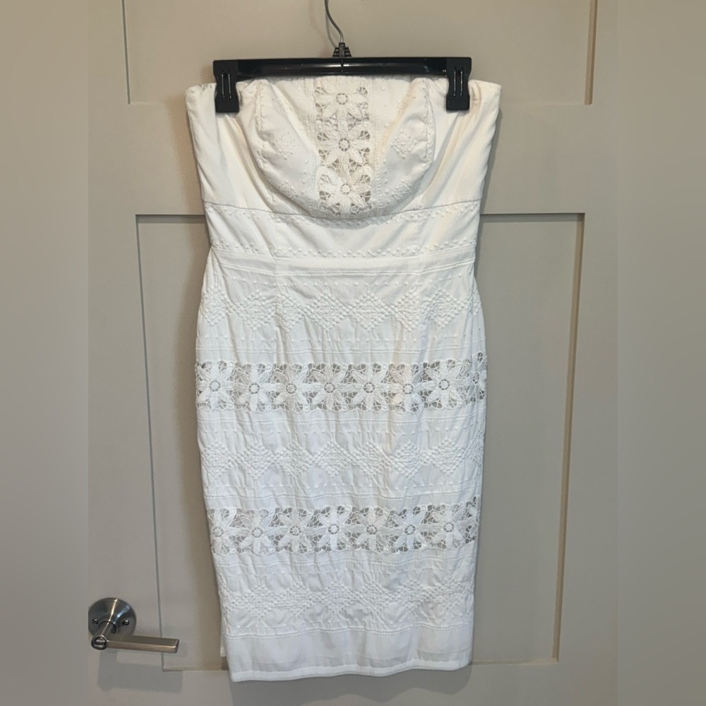 White House Black Market Cream Bridal Dress Short Sleeve